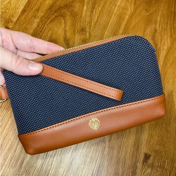 P.Mai Valletta Executive Backpack Cognac Navy Leather - Picture 12 of 12